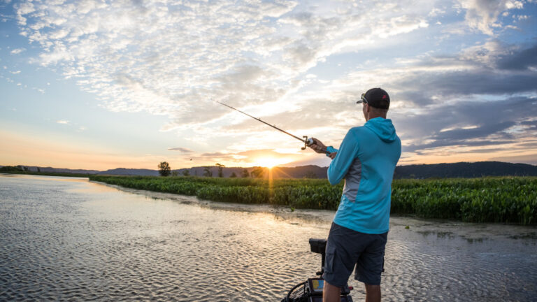 How to Master the 200 Yard Cast for Epic Surf Fishing Success