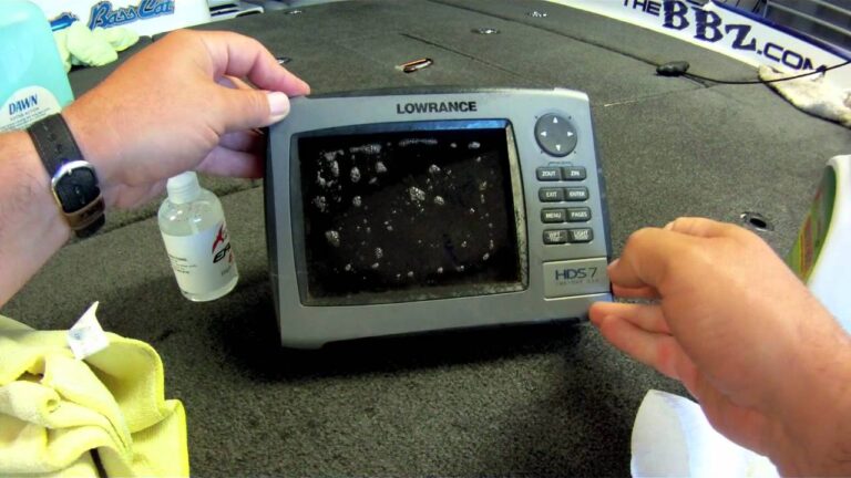 How to Clean Lowrance Fish Finder Screen: Expert Tips & Techniques